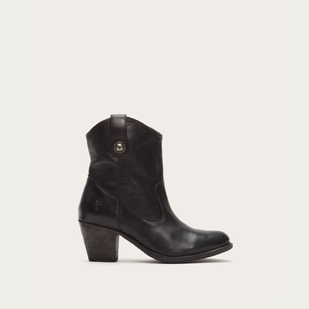 Frye Jackie button boho black leather boots